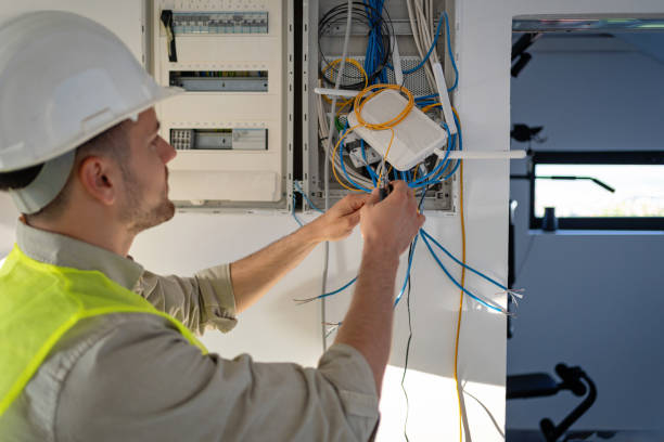 Best Licensed Electrician  in Hazlehurst, GA